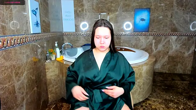 Snapshot of Mira_Karter chatting on March 16, 2025, 1:49 am Mira Karter online show from March 16, 2025, 1:49 am