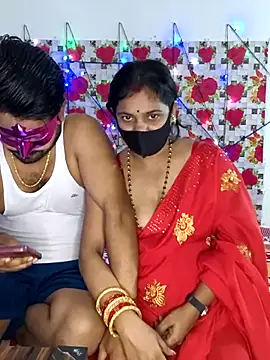 Snapshot of PeaCoooock chatting on October 1, 2025, 4:02 pm PeaCoooock online show from October 1, 2025, 4:02 pm