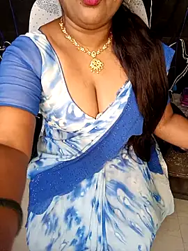 honey-sexy online show from February 8, 2025, 6:22 am