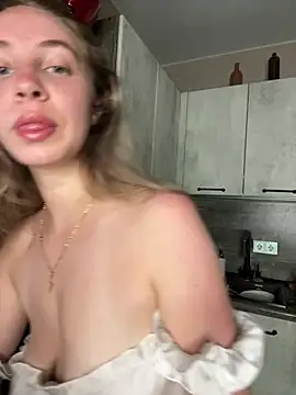 Kitty Katrine online show from July 27, 2026, 3:19 pm