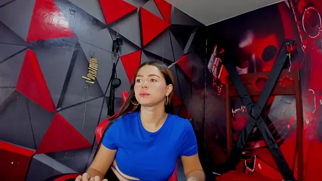 Hana and Zeta online show from October 20, 2025, 12:16 pm