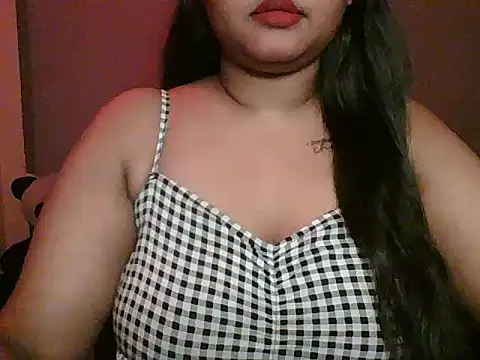 Snapshot of Your-love-12 chatting on September 11, 2025, 5:02 pm Your-love-12 online show from September 11, 2025, 5:02 pm