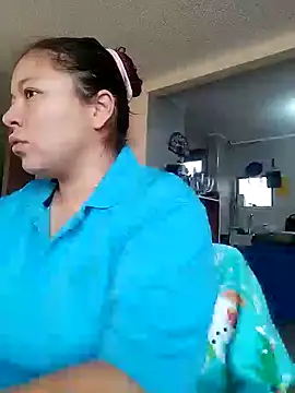 Snapshot of ZuriandAlex chatting on January 10, 2025, 11:54 am ZuriandAlex online show from January 10, 2025, 11:54 am