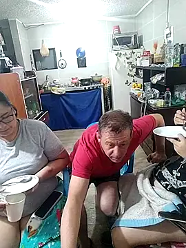 Snapshot of ZuriandAlex chatting on February 18, 2025, 4:48 am ZuriandAlex online show from February 18, 2025, 4:48 am