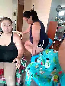 Snapshot of ZuriandAlex chatting on March 3, 2025, 1:20 pm ZuriandAlex online show from March 3, 2025, 1:20 pm