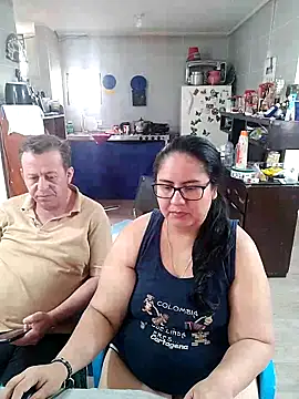 Snapshot of ZuriandAlex chatting on March 12, 2025, 2:23 pm ZuriandAlex online show from March 12, 2025, 2:23 pm