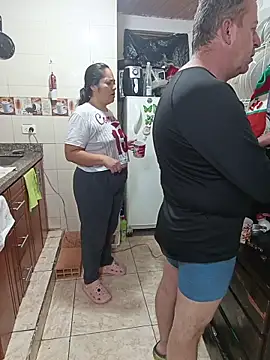 Snapshot of ZuriandAlex chatting on December 4, 2025, 12:47 pm ZuriandAlex online show from December 4, 2025, 12:47 pm