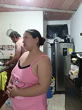 Snapshot of ZuriandAlex chatting on February 21, 2026, 1:28 am ZuriandAlex online show from February 21, 2026, 1:28 am