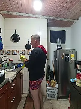 Snapshot of ZuriandAlex chatting on March 5, 2026, 1:45 am ZuriandAlex online show from March 5, 2026, 1:45 am