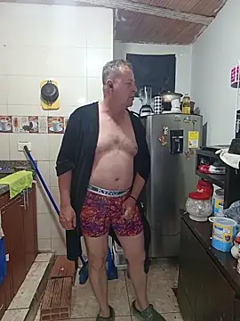 Snapshot of ZuriandAlex chatting on March 11, 2026, 2:06 am ZuriandAlex online show from March 11, 2026, 2:06 am