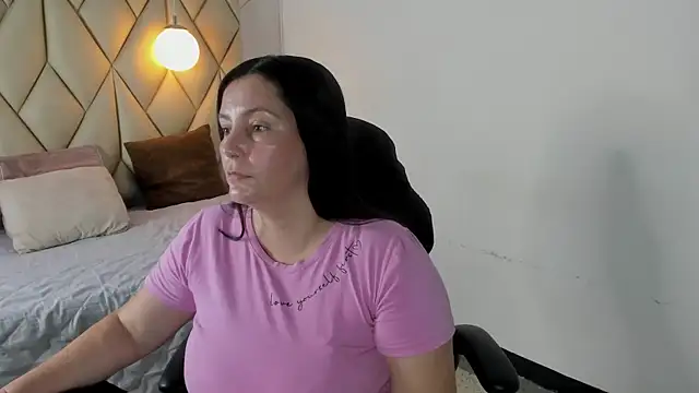 Snapshot of angelswets chatting on July 26, 2026, 2:02 pm angelswets online show from July 26, 2026, 2:02 pm