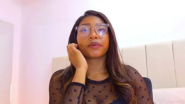 Snapshot of VanessaGlenn chatting on April 26, 2026, 5:10 pm VanessaGlenn online show from April 26, 2026, 5:10 pm