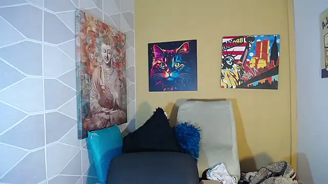 Snapshot of KamilaParrisx chatting on October 1, 2025, 4:18 am KamilaParrisx online show from October 1, 2025, 4:18 am