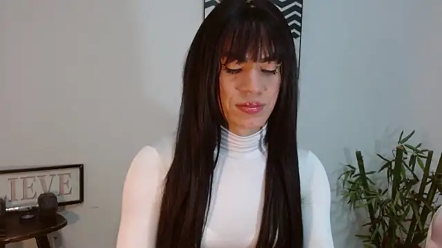 Snapshot of KamilaParrisx chatting on November 14, 2025, 4:22 am KamilaParrisx online show from November 14, 2025, 4:22 am