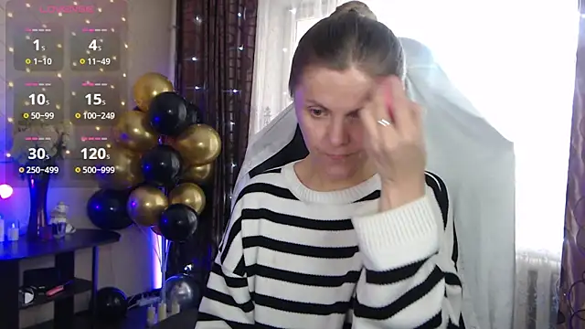 JessieOMays online show from September 12, 2025, 3:39 am