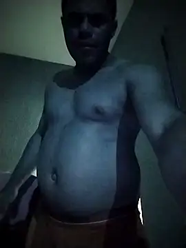 Snapshot of Ataujo_love chatting on January 16, 2025, 4:38 am Ataujo love online show from January 16, 2025, 4:38 am
