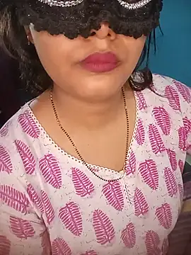 Snapshot of couple_indian_123 chatting on July 16, 2026, 7:14 am couple indian 123 online show from July 16, 2026, 7:14 am