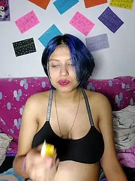 azulzulix online show from March 7, 2025, 6:13 am