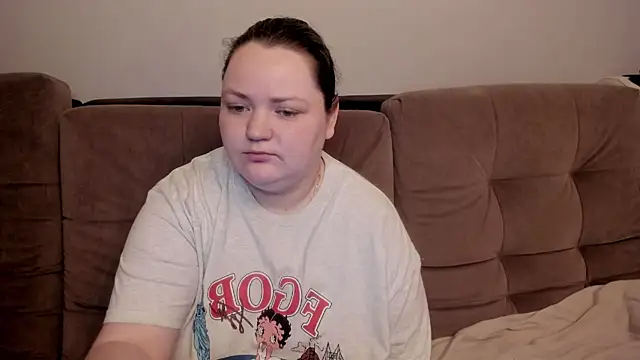 Snapshot of Alex_m chatting on June 10, 2026, 3:29 am Alex m online show from June 10, 2026, 3:29 am