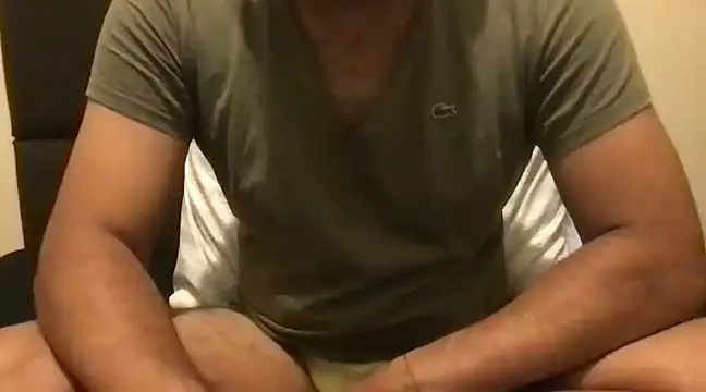 Snapshot of pe_netrad0r chatting on December 30, 2024, 5:37 am pe netrad0r online show from December 30, 2024, 5:37 am