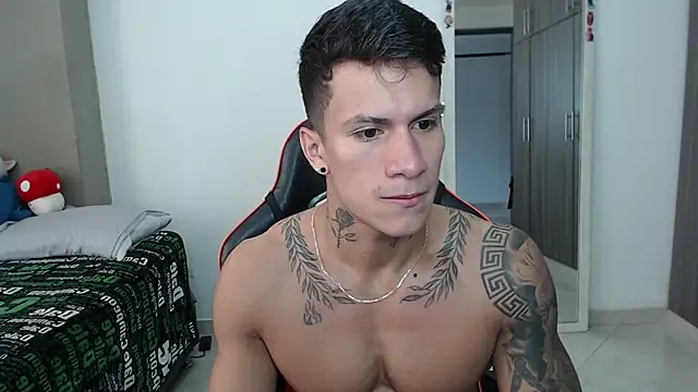 Snapshot of pettergrey1 chatting on March 6, 2026, 2:46 pm pettergrey1 online show from March 6, 2026, 2:46 pm