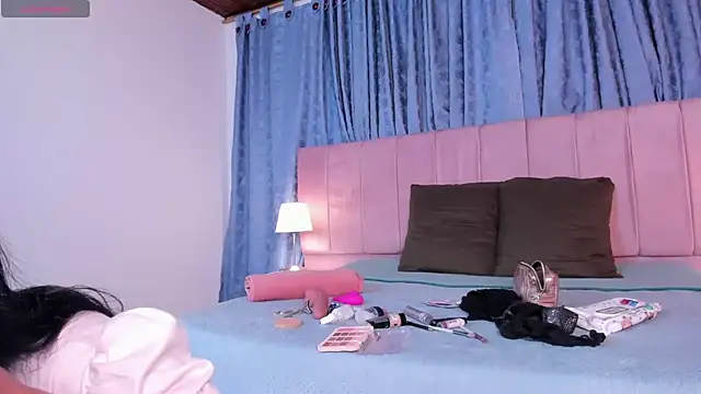 x milu online show from February 2, 2025, 7:14 pm