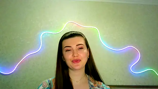 Snapshot of SeductiveTati chatting on March 25, 2026, 10:38 pm SeductiveTati online show from March 25, 2026, 10:38 pm