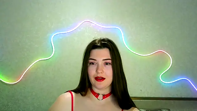 Snapshot of SeductiveTati chatting on April 2, 2026, 11:24 pm SeductiveTati online show from April 2, 2026, 11:24 pm