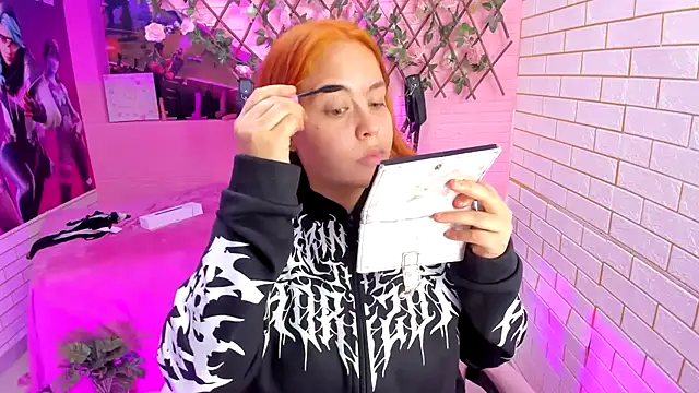 marcellaa303av online show from May 6, 2026, 2:08 am