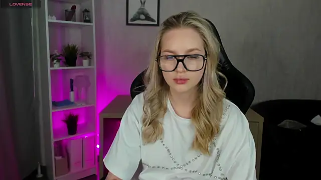 Snapshot of Carol__Cox chatting on January 31, 2025, 1:22 am Carol Cox online show from January 31, 2025, 1:22 am