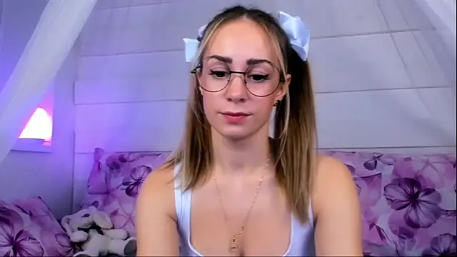 stricred online show from April 23, 2026, 7:49 pm
