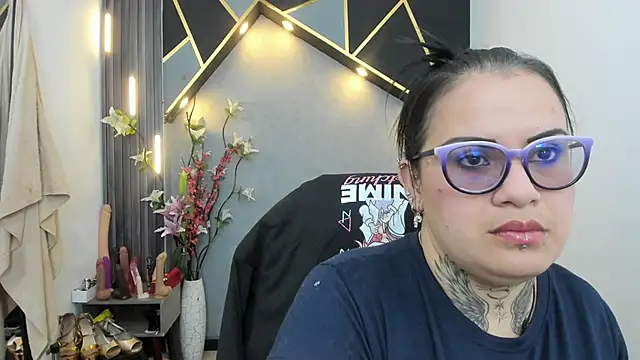 Snapshot of brigittemiller chatting on May 6, 2026, 1:57 am brigittemiller online show from May 6, 2026, 1:57 am