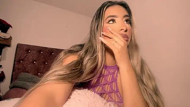 Snapshot of sexylatin_ chatting on July 28, 2026, 7:48 am sexylatin online show from July 28, 2026, 7:48 am