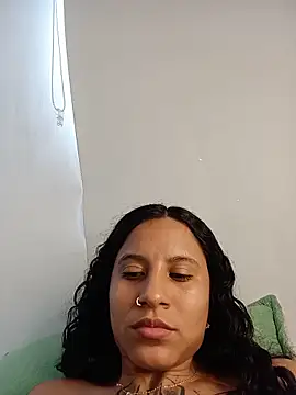 Snapshot of Karii-R chatting on June 30, 2026, 7:26 pm Karii-R online show from June 30, 2026, 7:26 pm