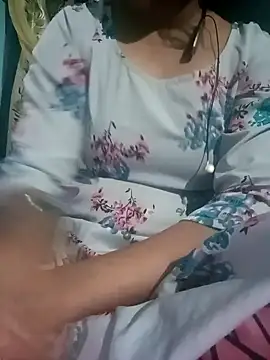 Snapshot of gunjan22 chatting on January 2, 2025, 4:02 pm gunjan22 online show from January 2, 2025, 4:02 pm