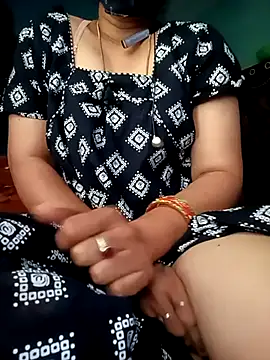 Snapshot of gunjan22 chatting on March 17, 2025, 5:12 am gunjan22 online show from March 17, 2025, 5:12 am