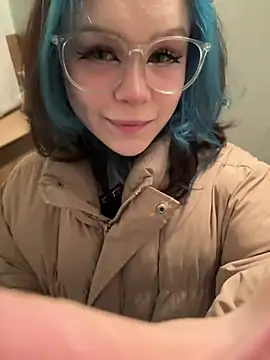 MaddisonHaas online show from March 17, 2025, 10:49 pm