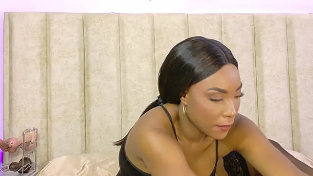 CiiaraRose online show from February 16, 2025, 4:10 pm