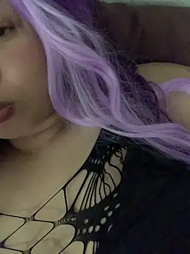 Snapshot of arielopal chatting on November 9, 2025, 2:32 am arielopal online show from November 9, 2025, 2:32 am