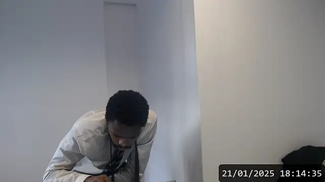 Snapshot of Mastertopdome chatting on January 21, 2025, 9:15 pm Mastertopdome online show from January 21, 2025, 9:15 pm