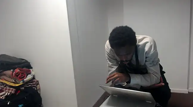 Snapshot of Mastertopdome chatting on January 22, 2025, 11:10 pm Mastertopdome online show from January 22, 2025, 11:10 pm