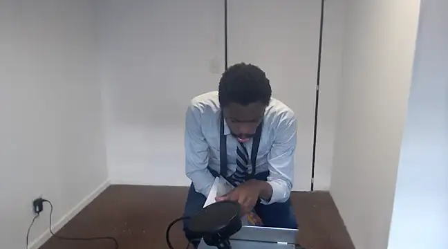 Snapshot of Mastertopdome chatting on February 1, 2025, 9:40 pm Mastertopdome online show from February 1, 2025, 9:40 pm