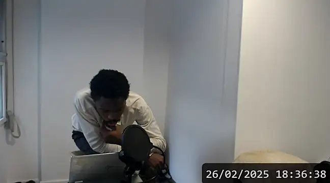 Snapshot of Mastertopdome chatting on February 26, 2025, 9:37 pm Mastertopdome online show from February 26, 2025, 9:37 pm