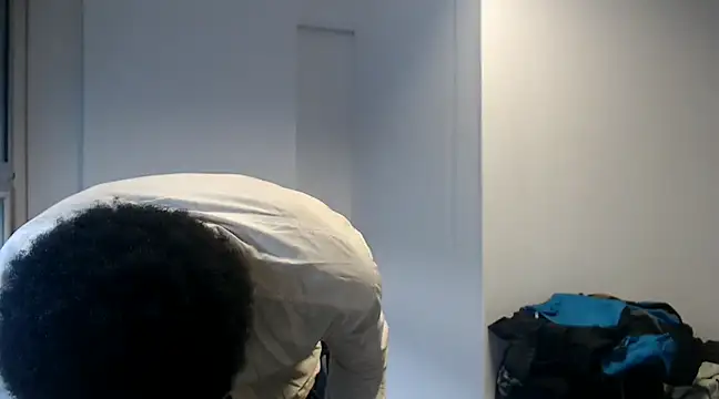 Snapshot of Mastertopdome chatting on March 5, 2025, 9:15 pm Mastertopdome online show from March 5, 2025, 9:15 pm