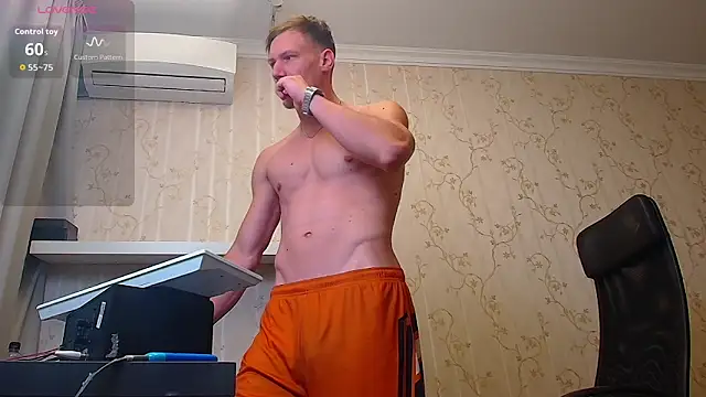 Snapshot of MateoBenjaminX chatting on September 23, 2025, 10:29 am MateoBenjaminX online show from September 23, 2025, 10:29 am