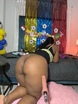 Snapshot of sweetebony_970 chatting on June 20, 2026, 12:52 pm sweetebony 970 online show from June 20, 2026, 12:52 pm