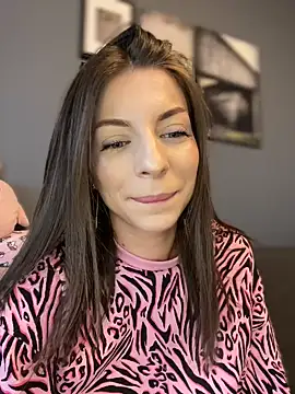 Mia Ethan online show from February 25, 2025, 2:54 pm