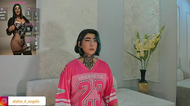 Snapshot of Alahia_Dangelo chatting on May 14, 2026, 5:42 pm Alahia Dangelo online show from May 14, 2026, 5:42 pm