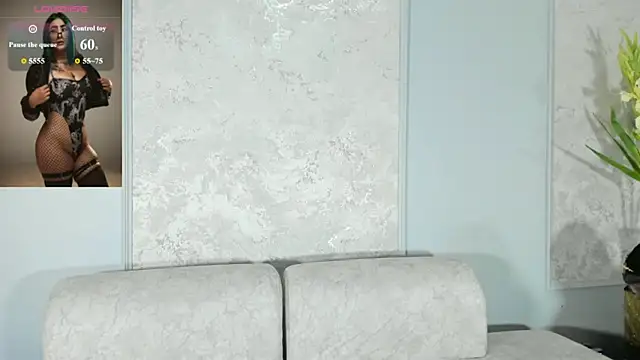 Snapshot of Alahia_Dangelo chatting on June 23, 2026, 5:44 pm Alahia Dangelo online show from June 23, 2026, 5:44 pm