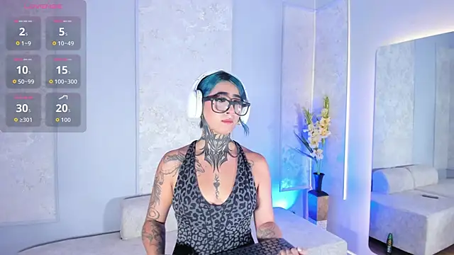 Snapshot of Alahia_Dangelo chatting on July 22, 2026, 5:38 pm Alahia Dangelo online show from July 22, 2026, 5:38 pm